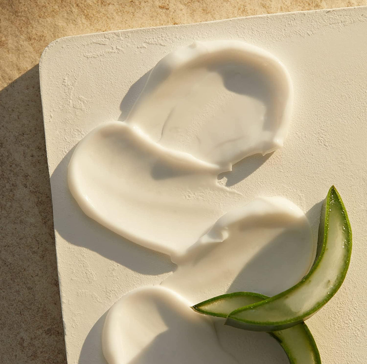 Nivea Naturally Good Crème Hydratante Multi-Usage 3-En-1 Crème De Jour Enrichie En Aloe Vera Bio Crème Corps Visage Et Mains Hydratation 24H