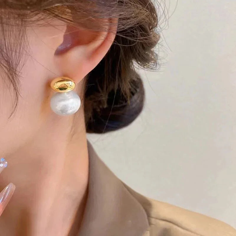 Boucles D’Oreilles À Perle Nacrée En Acier Doré