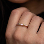 Bague De Mariage Saphir Rose Carats Diamant Demi-Bande Éternité Baguette - Kyklos Jewelry